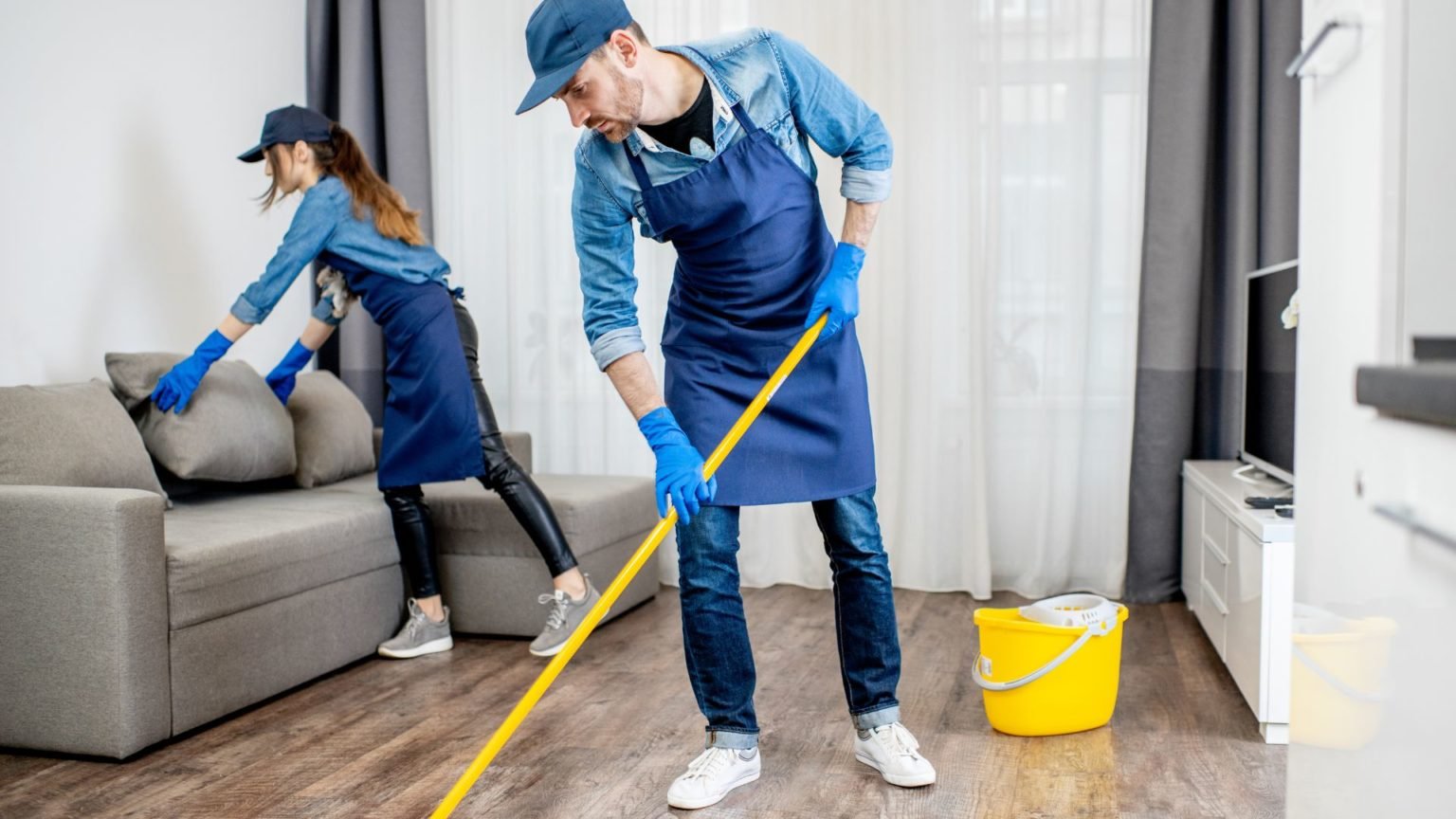 Cleaner & Housekeeping Jobs in Italy with Visa Sponsorship 2026 (€10–€12/hr)